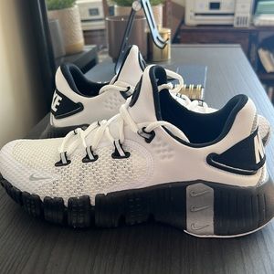 Nike Free Metcon 4 Premium, Size 9